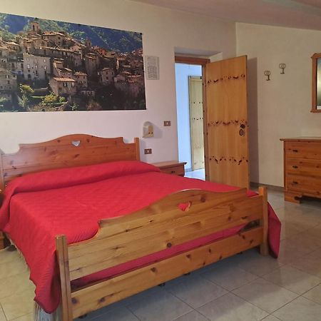 Grotta Dei Colombi Hotel Scanno Kültér fotó