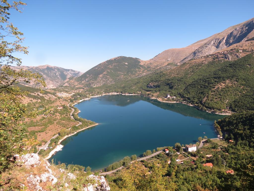 Grotta Dei Colombi Hotel Scanno Kültér fotó